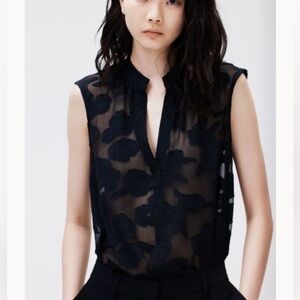 NWT Women’s H&M Jacquard-weave Small Black Sleeveless Blouse